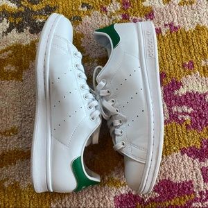 Stan Smith Adidas sneaker size 9